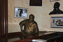 14 Cuba - Old Havana Vieja - El Floridita bar - Ernest Hemingway statue.jpg